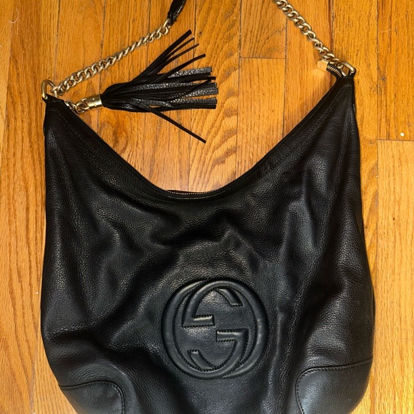 Gucci Black Leather Shoulder Bag with Gold Chain - Picture 1 of 5